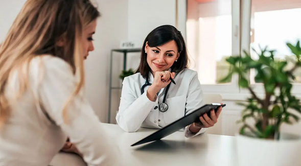 Assurance maladie dans le Var : pourquoi un courtier ?