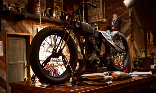 L’assurance moto « garage mort » : guide complet